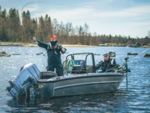 Faster 495 XC alumiinivene kalastukseen.